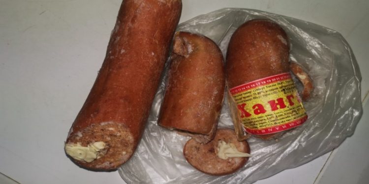 Хиамнаас нь бээлий гарч ирсэн үйлдвэрийг гурван сая төгрөгөөр торголоо