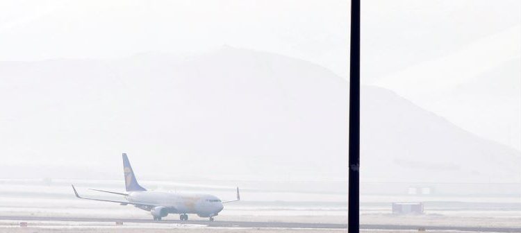 244 зорчигчтой МИАТ-ын онгоц эх орондоо газардлаа