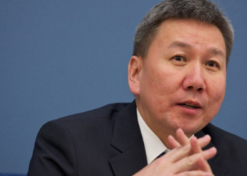 Лу.Болд 10 гаруй хоног Монголын эмнэлэгт хэвтээд  Ямар аймаар ядyy юм бэ гэж дyy алджээ