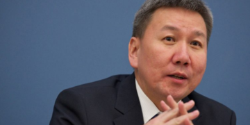 Лу.Болд 10 гаруй хоног Монголын эмнэлэгт хэвтээд  Ямар аймаар ядyy юм бэ гэж дyy алджээ