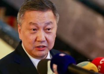 АН намын залуучууд намынхаа толгойнуудын нэг З.ЭНХБОЛД-н эсрэг жагсана