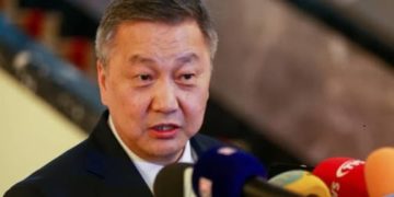 АН намын залуучууд намынхаа толгойнуудын нэг З.ЭНХБОЛД-н эсрэг жагсана