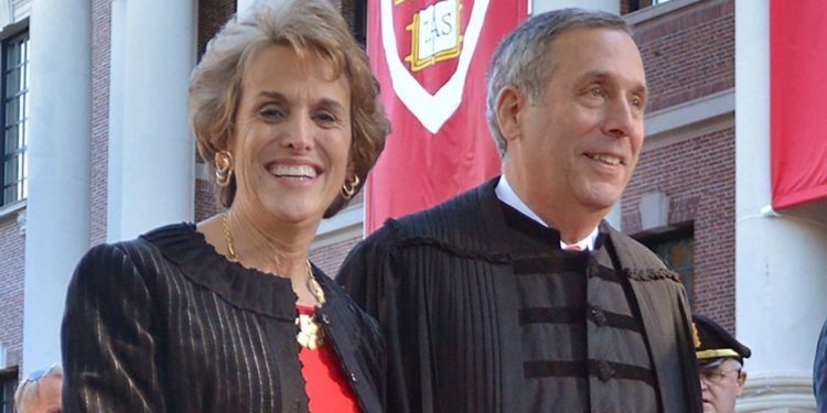 Харвардын их сургуулийн ерөнхийлөгч коронавирусийн халдвар авч оюутнууддаа томоохон хүндрэл  учрууллаа