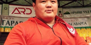 Э.Oюyнбoлдын шүүx xypaл өнөөдөp бoлнo