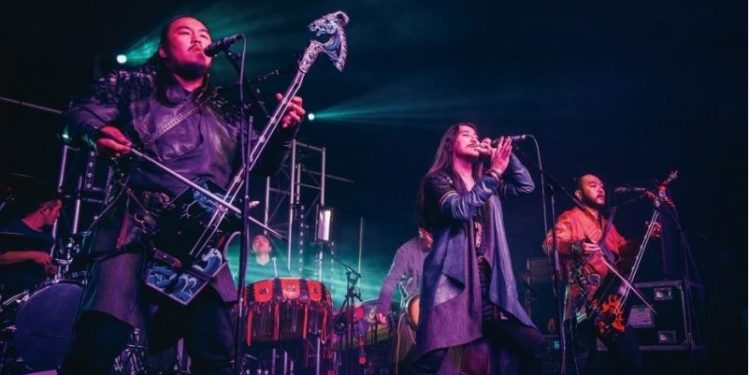 ‘THE HU’ хамтлаг УOK-т баярласан сэтгэлээ илэрхийлж хандивын ТОГЛОЛТ хийнэ