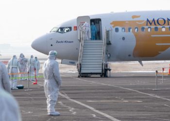 Истанбулаас  179 иргэн  эх орондоо ирлээ