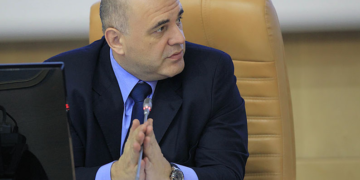 ОХУ-н ерөнхий сайд коронавирус тусжээ