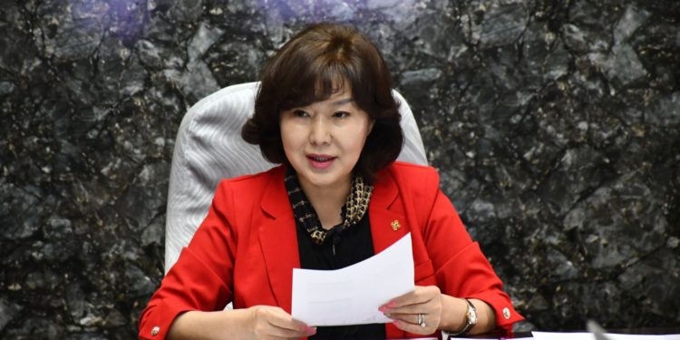 УИХ-ын гишүүн Д.Сарангэрэл Т.Мөнхсайханы үнэн төрхийг олонд дэлгэлээ