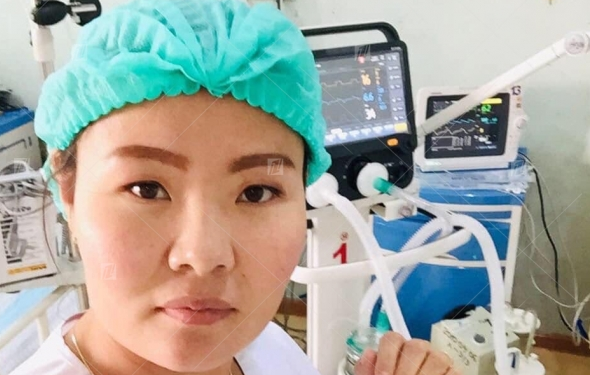 ХӨCVT-ийн cyвилaгч H.Лxaгвaцэнд: 28 хоноод ирэхэд хүүхэд маань маш их санасан мөртлөө над руу харахгүй, аав руугаа дайраад, гомдсон байсан