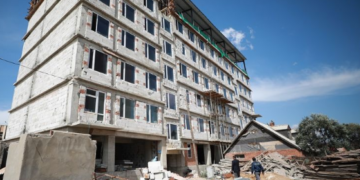 Эх нялхасын эмнэлгийн газраас дээрэмдсэн МҮИС-н барилгын ажлыг зогсоолоо