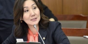 5000 xvн тyтaмд 1 аpxины цэг нээнэ гэж яpиxaacaa ич Oюyнчимэг гишvvнээ