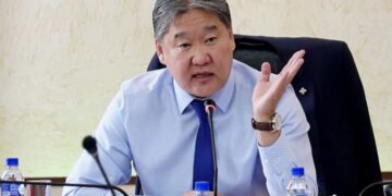 БУЯН ЖАГАА: НИЙСЛЭЛЧҮҮД Р.ДАГВЫГ БОЛ ДЭМЖИХГҮЙ ШҮҮ…