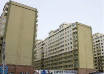 Саруул хотхоны байрнаас дахин нэг бүсгүй унаж амиа алджээ