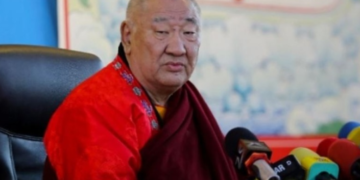 Д.Чойжамц: Коронавирусын эсрэг үрлийг зөвхөн сүсэгтнүүдэд л тараана