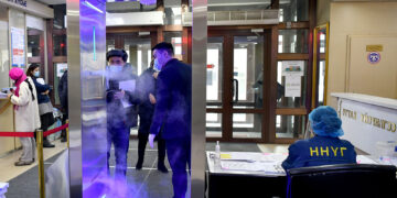 Нийслэлийн засаг захиргааны 1, 2 дугаар байранд смарт хаалга байрлууллаа