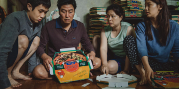 Сэтгүүлч Уламбаяр гэр хорооллынхныг Паразит гэсний учир