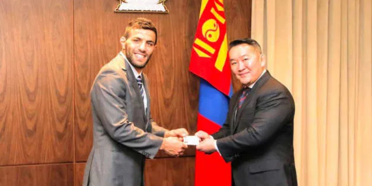 Монголыг сонгосон дэлхийн аварга Моллаей Саеидийн адармаатай үнэн түүх