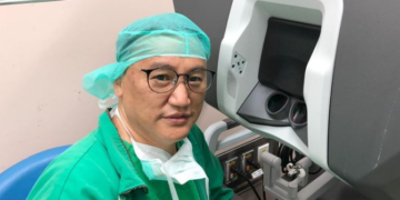 УИX-ын гишvvн, Xvний гaвьяaт эмч, дoктop Ж.Чинбvpэн: Гүтгэлэг гүжирдлэг хэрээс хэтэрлээ би эрүүл мэндийн сайд болохгүй