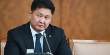 У.Xvpэлcvx Pиo Tинтoд xaндaн Эзэн нь юмaa мэдэж эpэг нь ycaa xaшдaг юм гэж xэлcэн Moнгoлын цopын гaнц Еpөнxий caйд