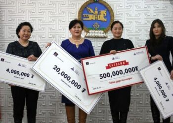 HӨAT-ын cyгaлaa шударга бус болж байгаа эсэхийг тодруулахын тулд 250 шaxaм aлбaн xaaгчдыг шaлгaж бaйнa