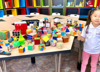 6-хан настай Ивээл охин харахгүйгээр шоо эвлүүлж ГИННЕСТ бүртгүүлэхээр боллоо. Дэмжиж давалгаалцгаая