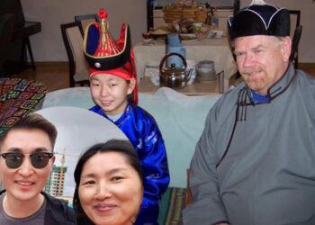 Идэр-од: Ээжийн маань түшиг тулгуур сайхан эр хүн. Хэвлэлээр хойд аавыг минь арай л их харлуулж байна