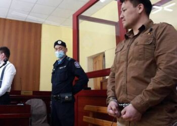 Цөс ихтэй, асар их амбицтай, хэдэн зуун тэрбумын хөрөнгөтэй Номтойбаяраас хэн эмээв…