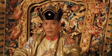 МУСТА жүжигчин Ч.Болд Төрийн дээд одон медаль буюу Алтан гадас хүртлээ