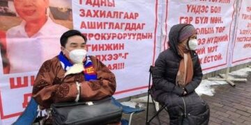 Суулт хийж гадаа хоносон Г.Буяндоржийн хөл нь хайрагдаж эмнэлэгт хүргэгдсэн гэв
