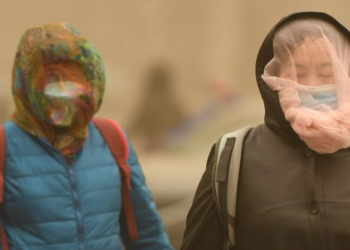 Монгол, Хятадыг дайрсан шороон шуурга Өмнөд Солонгост хүрчээ