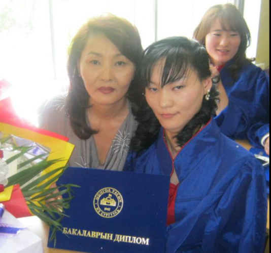 Б.Болороо: Ээжийнхээ өвчнийг сонссон цагаас эхлэн Болороогийн бардам зан байхгүй болсон