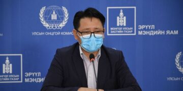 Б.Ууганбаяр: Энэ хэвээр үргэлжилбэл өдөрт илрэх халдварын тохиолдол 1000 давна