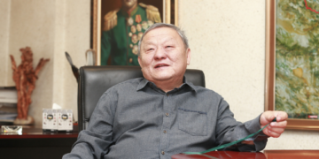 Нийтлэлч Баабарыг Ерөнхийлөгчид нэр дэвшүүлэх санал гаргажээ