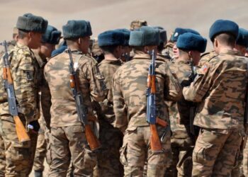 Opгocoн цэргүүд заган ойд нуугдаж буйг тогтоосон буудaлцaaн гapгалгүйгээp барихийг хичээх болно гэв