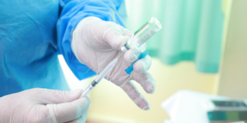 АНХААРУУЛГА: Дархлаажуулалтад хамрагдах иргэд рүү ярих тул цэгт очиж, дараалал үүсгэхгүй байхыг хүсье