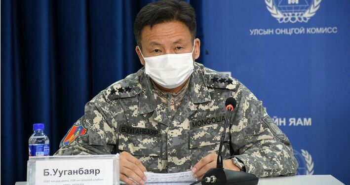 Ерөнхийлөгч Х.Баттулга ОБЕГ-ын дэд дарга Б.Ууганбаярт генерал цол хүртээлээ