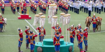 100 ЖИЛИЙН ОЙГ НИЖГЭР ТЭМДЭГЛЭХ ЗАР ТАРААВ