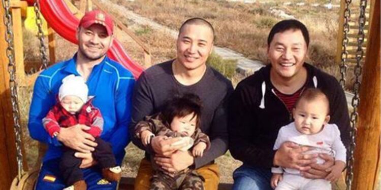 0-3 ХҮРТЭЛХ НАСНЫ ХҮҮХДЭЭ АСАРЧ БАЙГАА 20 МЯНГАН ААВ МӨНГӨН ТЭТГЭМЖ АВНА