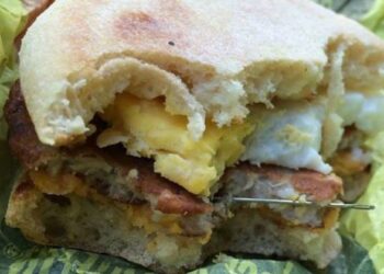 Нөхрийнхөө хоолонд зүү хийсэн эмэгтэйд 2.5 жилийн хорих я.л оноолоо