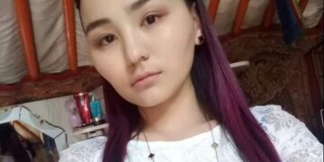 Гэрт ганц биеэрээ амьдардаг хөл муутай өвөөг шатаж буй гэрээс гаргаж амийг нь аварсан мундаг охинд баярлалаа