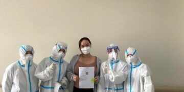 Б.Цэцэг: Ачтай эмч сувилагчдынхаа ачаар цондгор миний бие сайжирч эдгэрээд эмнэлэгээсээ гарлаа