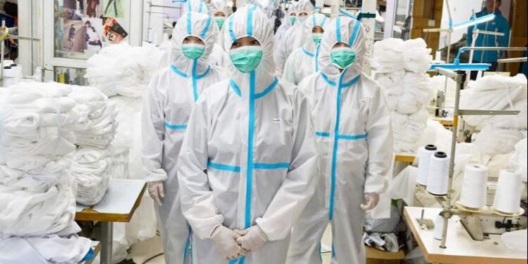 ХӨСҮТ, бусад эмнэлгийн эмч, ажилчид хамгаалалтын хувцасгүй ажиллана