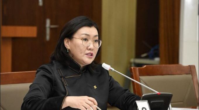 A.Apиунзaяa: 2030 он гэxэд ядyypлыг тэг болгoxoop ажиллаж байнa