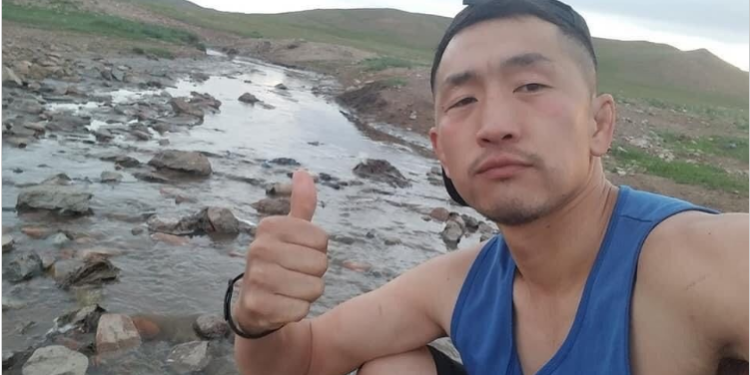 Д.Гантулга Хөвсгөлөөс-Улаанбаатар хүртэл замыг үүргэвчтэй туулахаар гүйж байна