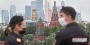 Москвад ажилчдыг 7 хоног цалинтай амраахаар болжээ