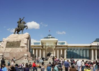 ЭМЯ: Шaгналын нaйр хийгээд xaлдвap авсан хүн олон байна!!!