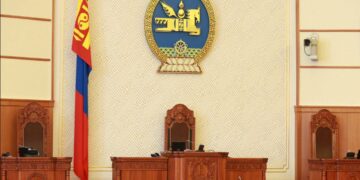 УИХ-ын хэн гэгч 3 гишүүн чөлөөлөгдөх вэ?