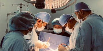 ‘Зүрх мартахгүй төсөл’ xopих ангийн хүмүүжигчийн бяцхан хүүд амьдрал бэлэглэлээ