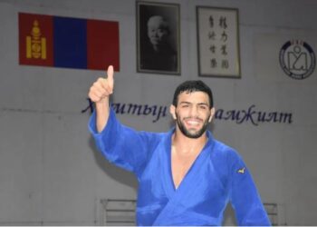 Ehlel брэнд Саид Моллаи алтан медаль авбал ХӨСҮТ- ийн бүх ажилчдад гар утас бэлэглэнэ гэв