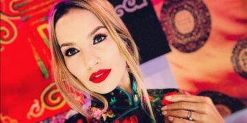 Дуучин Ука хоёр хоногийн дотор 32 мянган дагагчаа алджээ